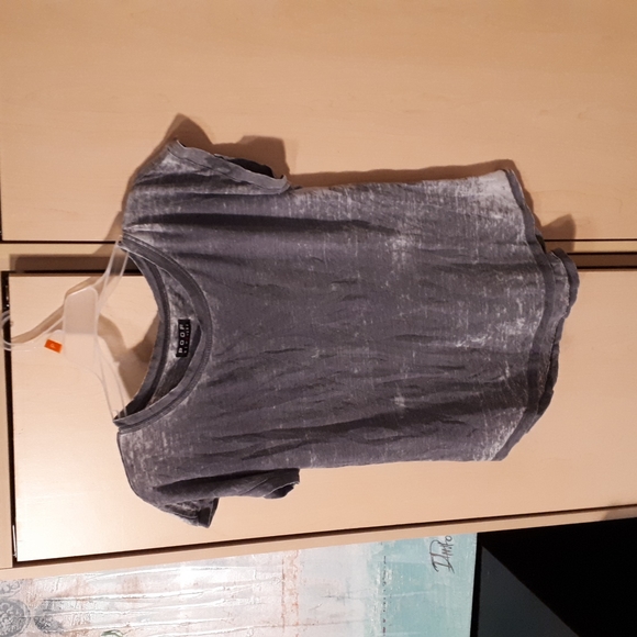 POOF cute burnout tshirt - Picture 1 of 2